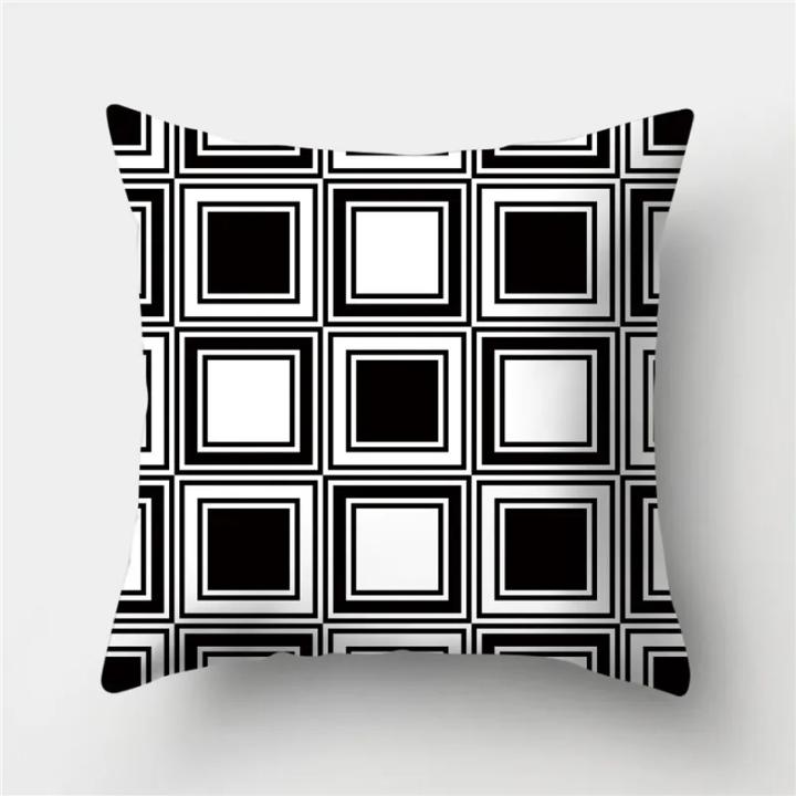 Funda De Cojín De Lino Ondulado Geométrico En Blanco Y Negro | Meses