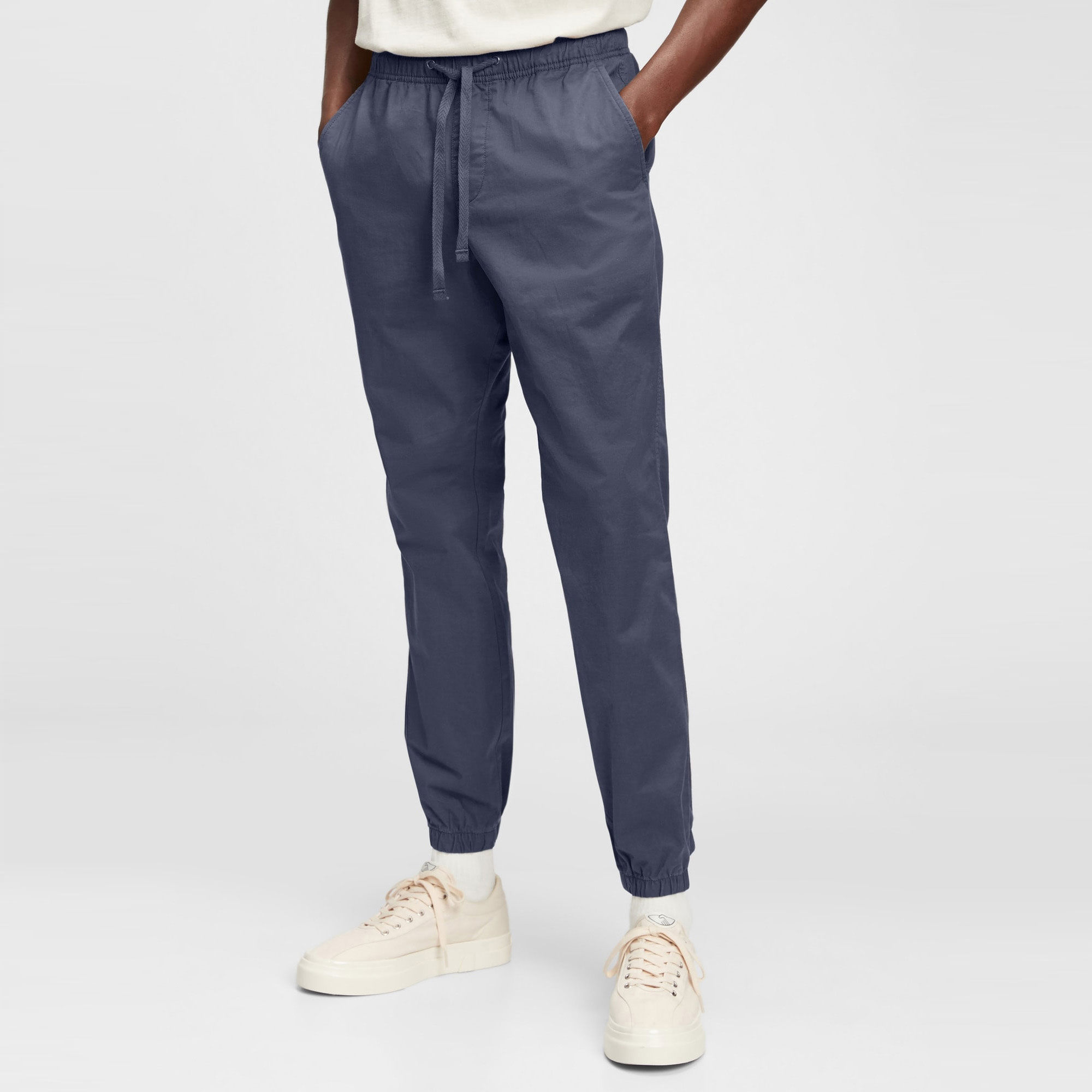 GAP. Joggers con GapFlex 496157-002. | Miravia