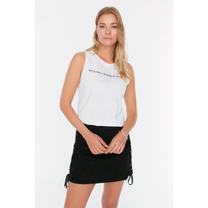 Trendyol Camisole Donna In Maglia Intrecciata - Canottiera Nera Con Spagolini, 95% Poliestere 5% Elastan, Vestibilità S/36, Modello 1,77 M