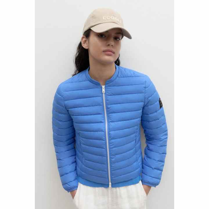 Chaqueta mujer azul,100% nylon procedente de botellas PET.