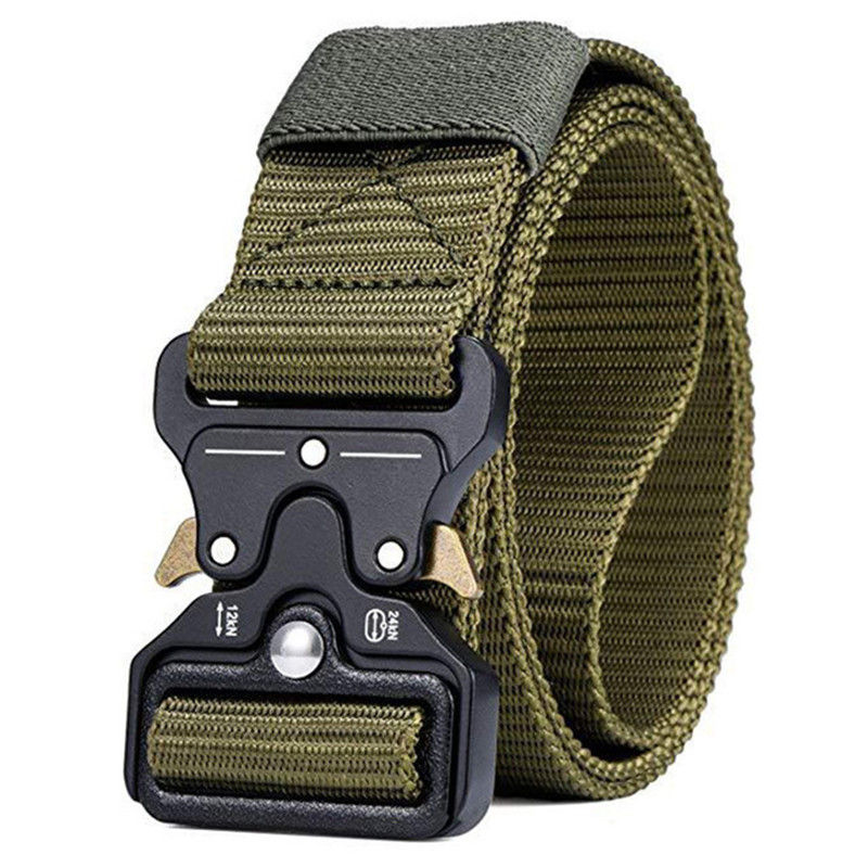 Un Cinturón De Lona Con Hebilla Automática Para Hombre