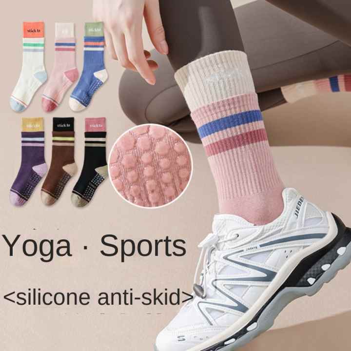 Comprar Calcetines antideslizantes de algodón para correr de color sólido  Calcetines de hombre Calcetines de cinco dedos Calcetines de tubo medio