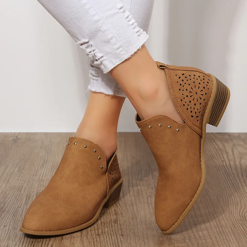 Actualizar Por favor tonto Botines de mujer de tacón bajo botas de mujer botas puntiagudas hecho a  mano remaches primavera otoño zapatos de mujer Zapatos | Miravia