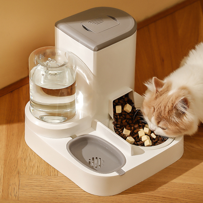 Dispensador automático de agua y comida Kimpets para mascotas por sólo 13,53€ ¡¡67% de descuento!!
